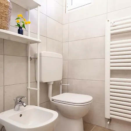 Guesthost - Duplex In Pieno Centro Apartman Ferrara
